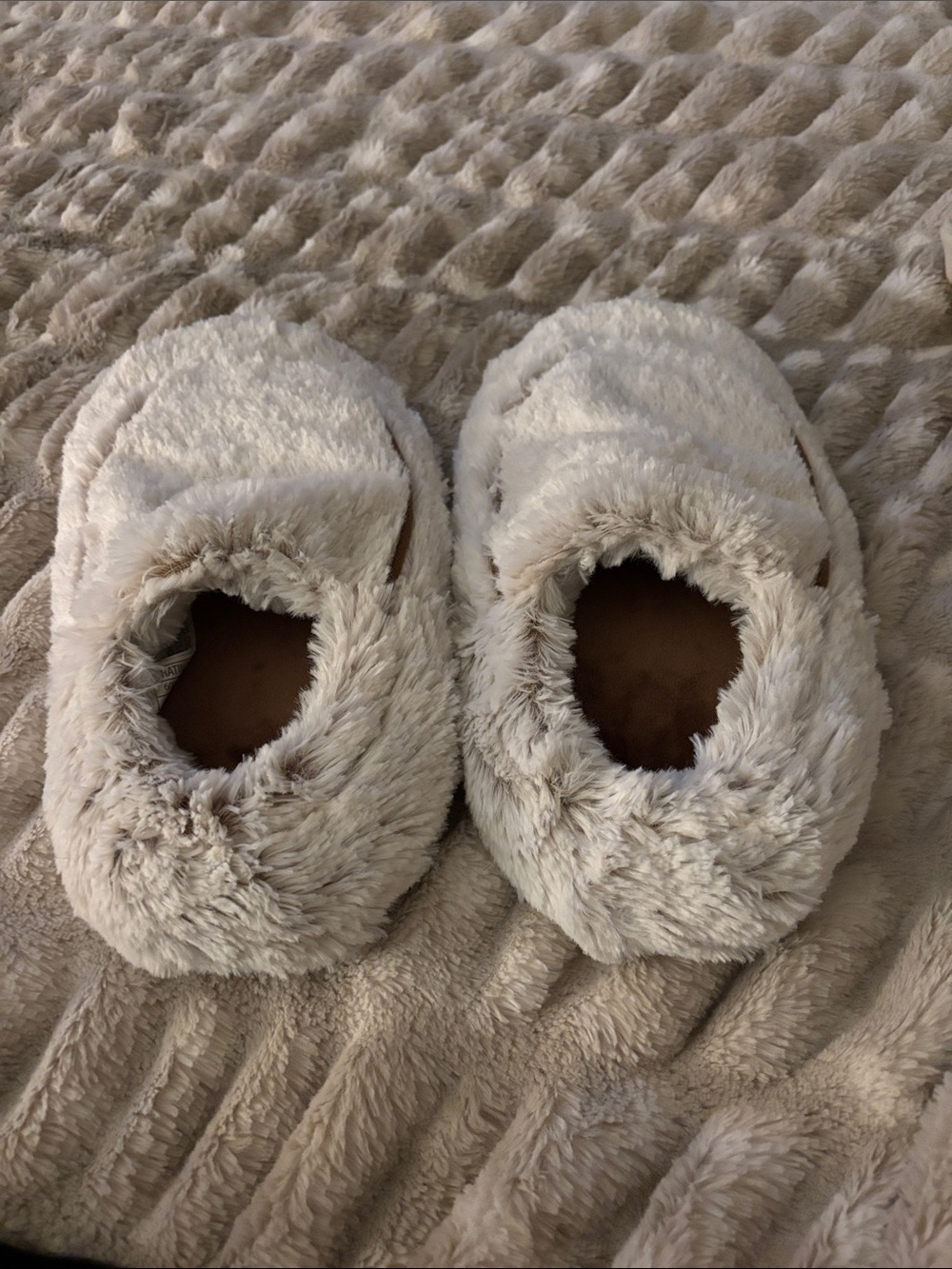 Warmies microwaveable slippers - Picture 6 of 6